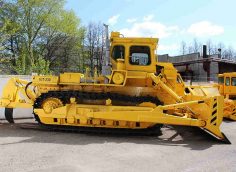 Бульдозер Т-330